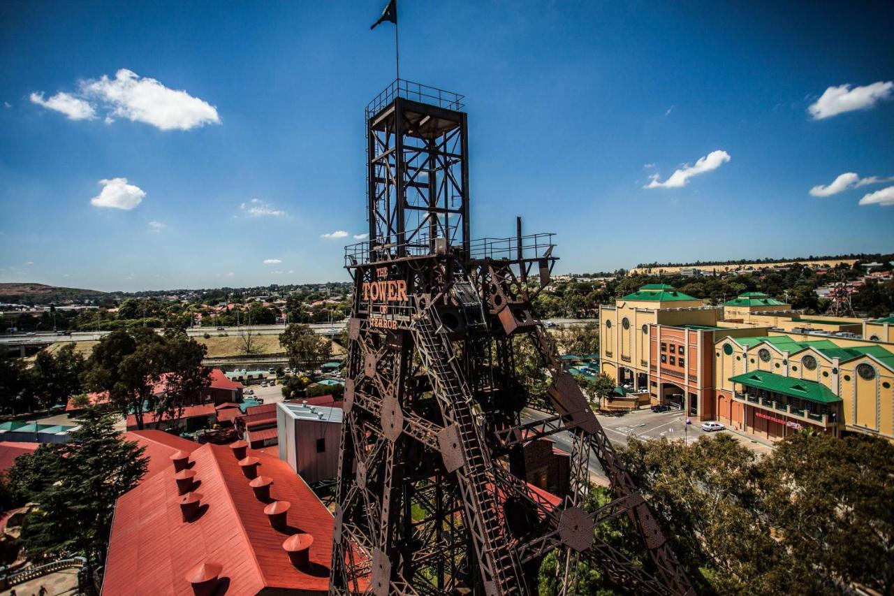 Gold Reef City Theme Park Hotel Johannesburg Exterior photo